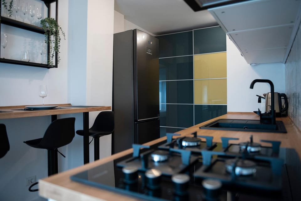 Kitchen or kitchenette, stove, kitchen