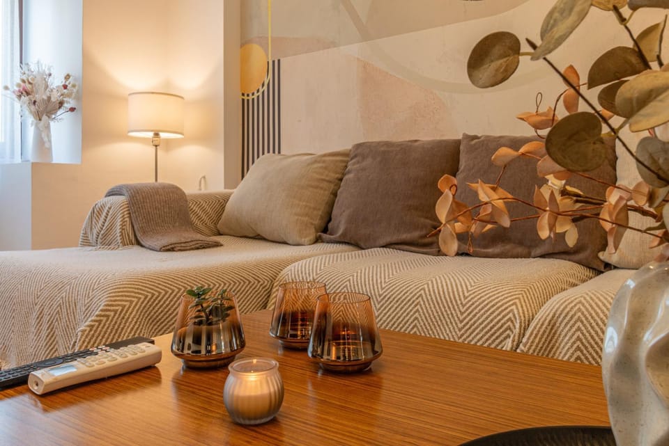 Living room, Decorative detail, Decorative detail, Seating area