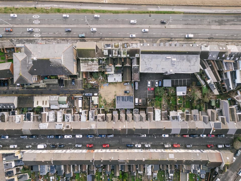 Property building, Day, Neighbourhood, Bird's eye view, City view, Street view, Location, Parking
