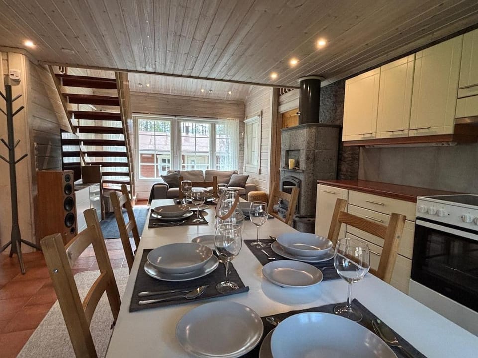 Metsäkimara Chalet in Lapland