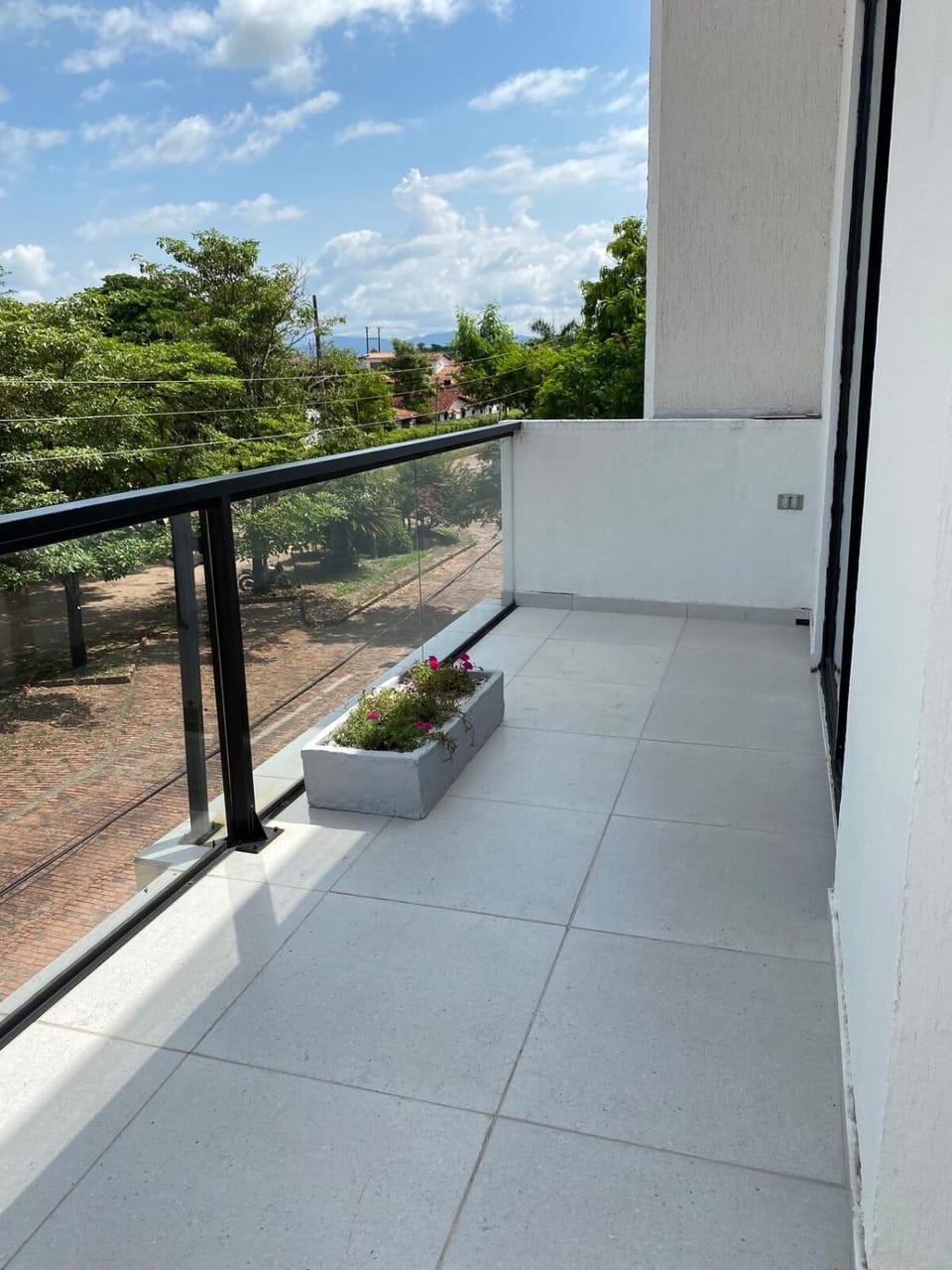 Hermosa y confortable casa ubicada en Girardot House in Girardot
