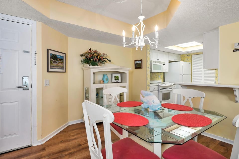 Beach Club #122 House in Saint Simons Island