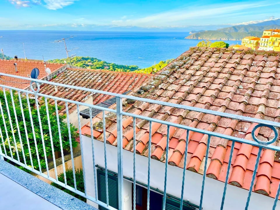 Property building, Sea view, Sea view