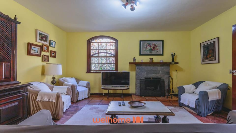 Casa de campo em Miguel Pereira com Piscina House in Miguel Pereira