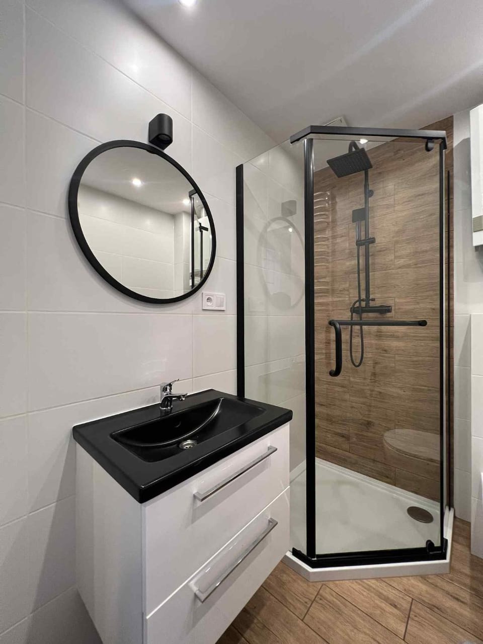 Shower, Bathroom