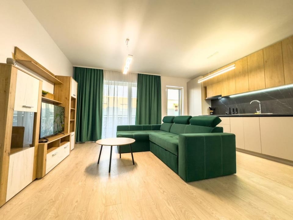TV and multimedia, Kitchen or kitchenette, Living room, Seating area, oven