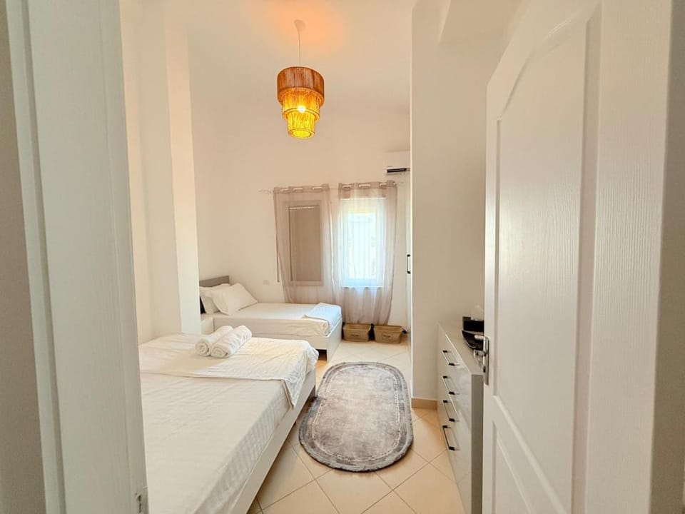 HL- Steps to the Sea Apartment in Tirana County, Albania