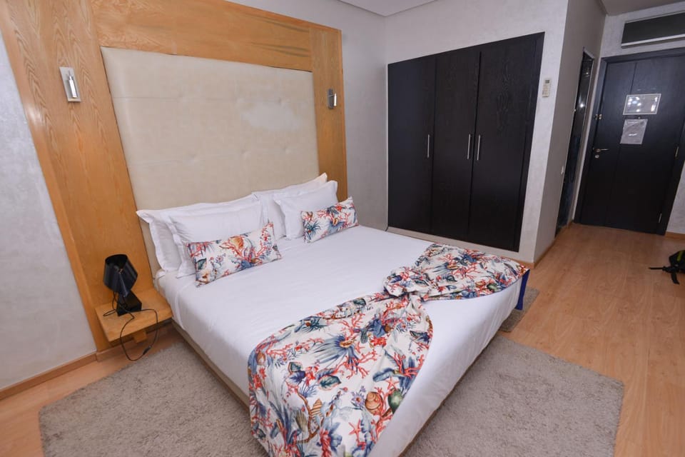 Bed, Bedroom, wardrobe