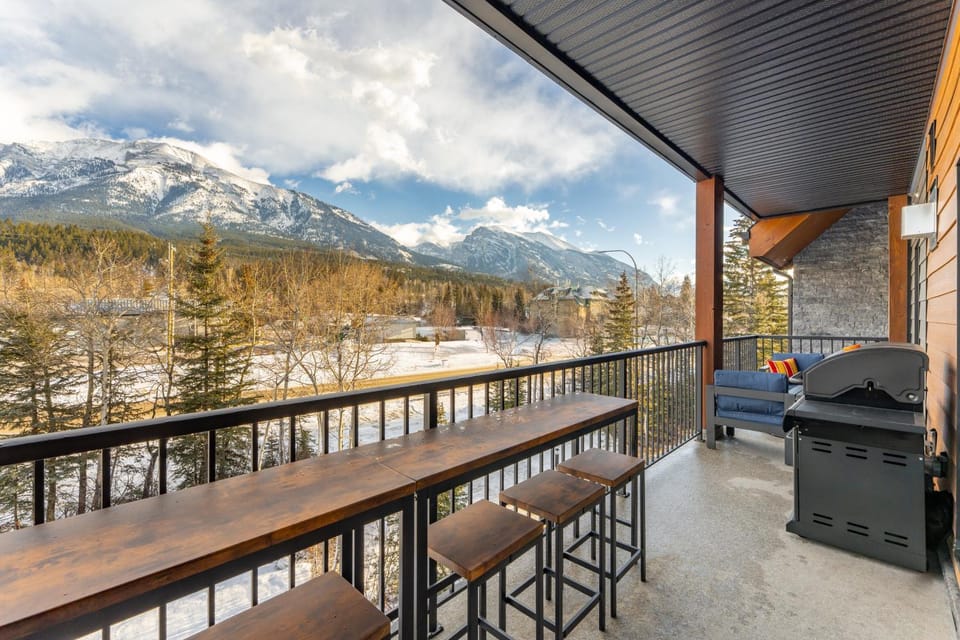 Designed Specifically for Large Families Apartment in Canmore
