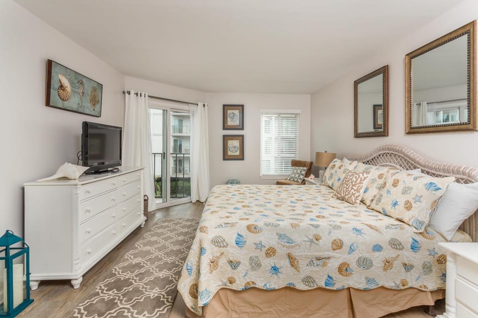Beach Club #226 House in Saint Simons Island