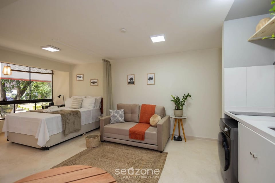 Bed, Living room