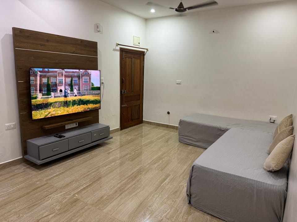 LUXE Premium Service Appartment Apartment in Mysuru