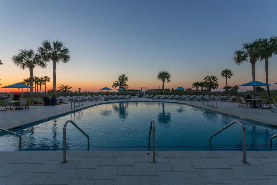 Beach Club #309 House in Saint Simons Island