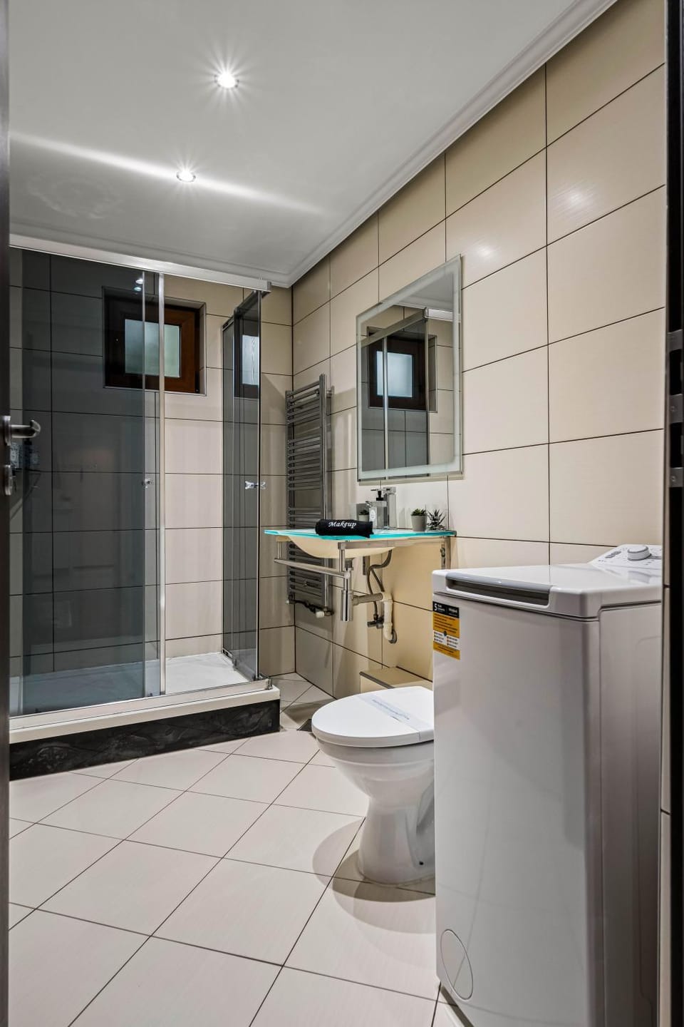 Shower, Toilet, Bathroom