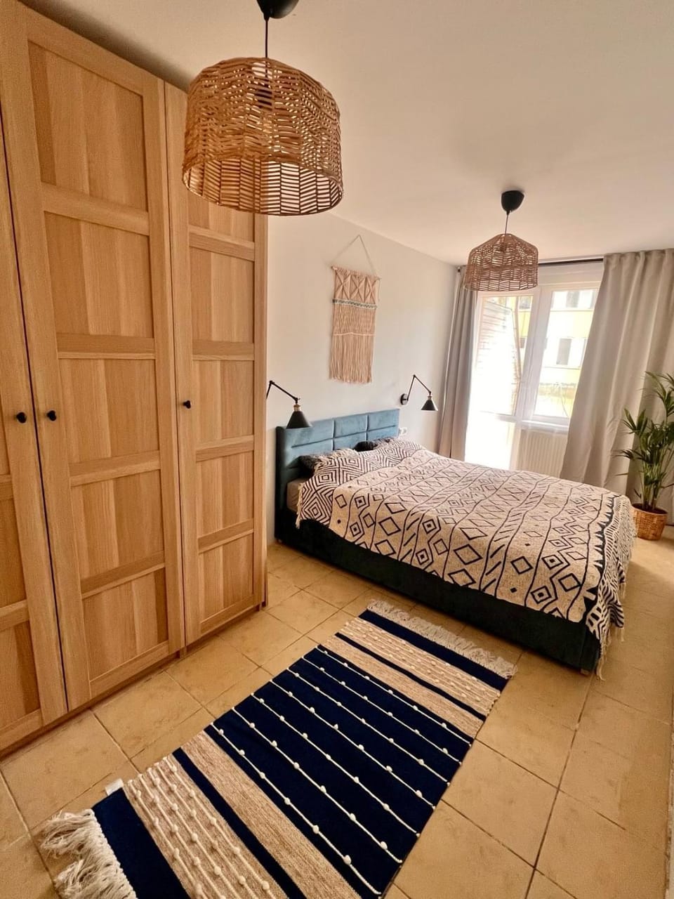 Bed, Bedroom, wardrobe