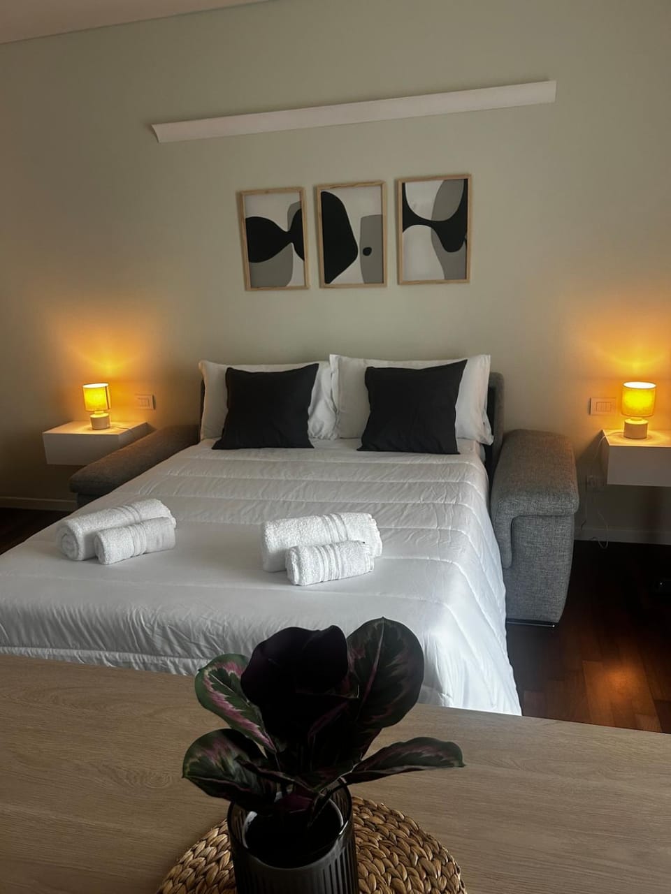 Giax Tower-Spa, Pool, Parking Apartment in Milan
