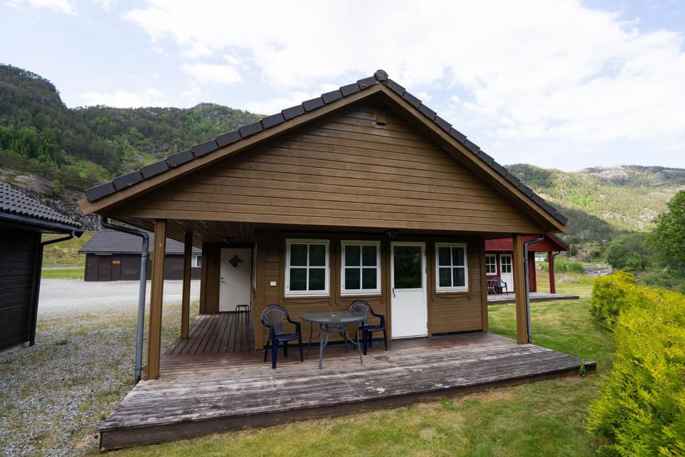 Property building, Day