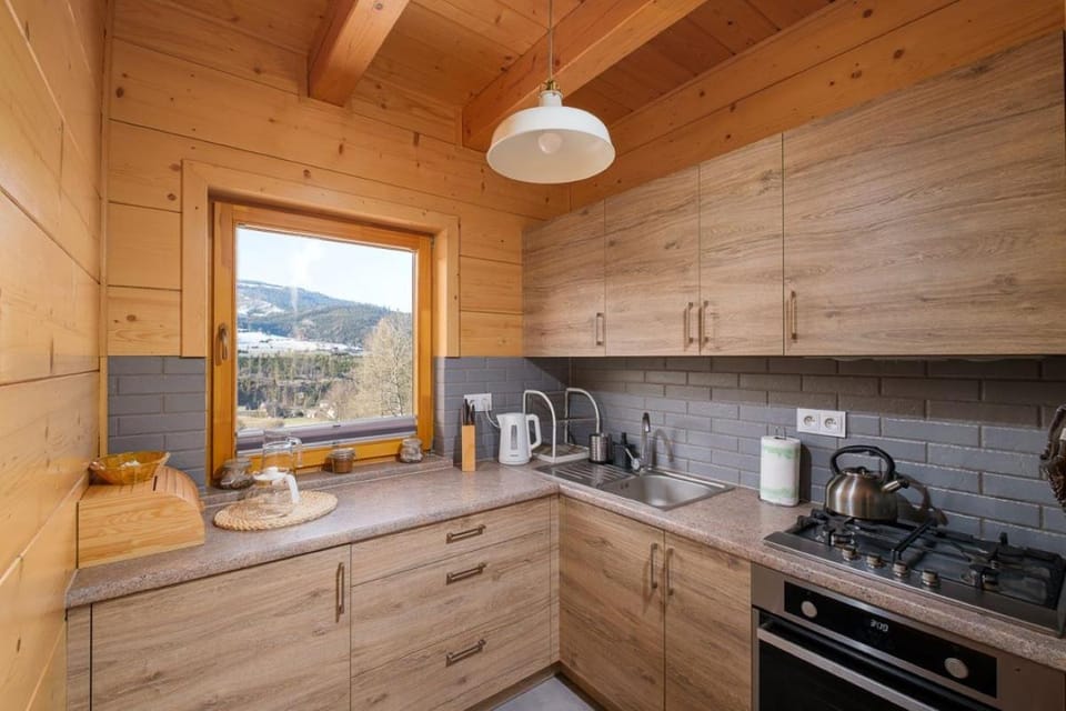 Coffee/tea facilities, Kitchen or kitchenette, pet friendly, stove