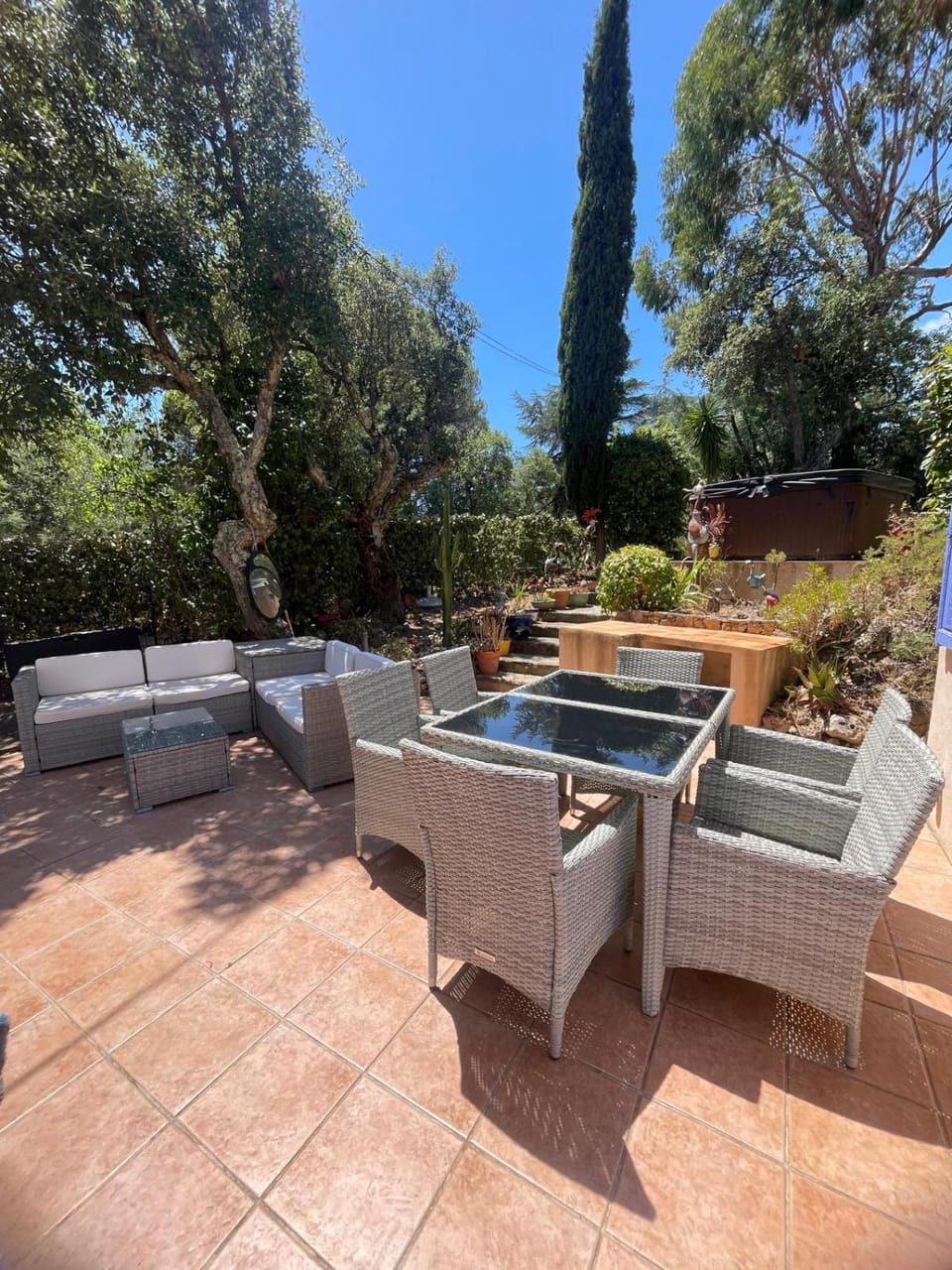Patio, Day, Garden, Seating area, Garden view
