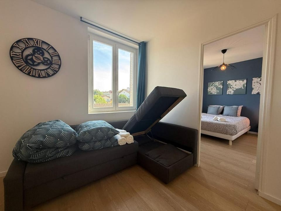 T2 Blue Sky x4 personnes NEUF - Gare Parilly Apartment in Nouvelle-Aquitaine