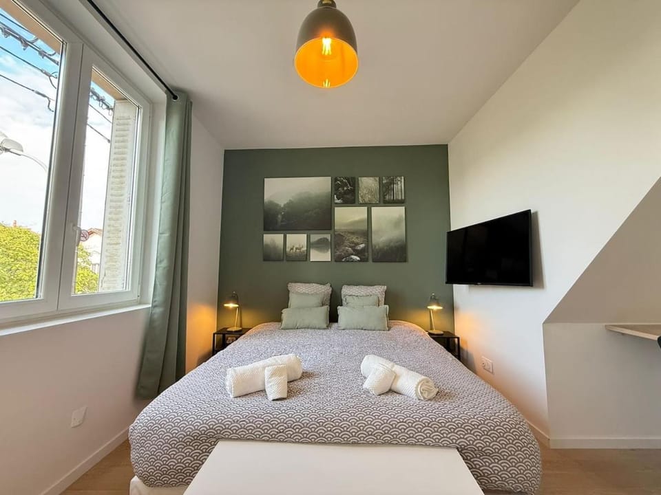 Studio L'émeraude NEW Cozy - Gare Parilly Apartment in Lyon