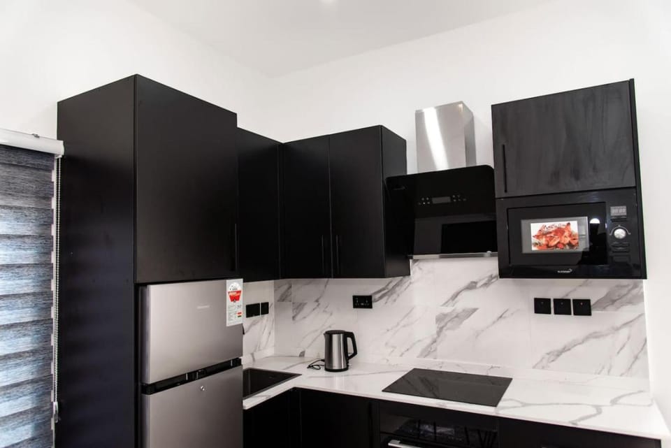 Coffee/tea facilities, Kitchen or kitchenette, oven