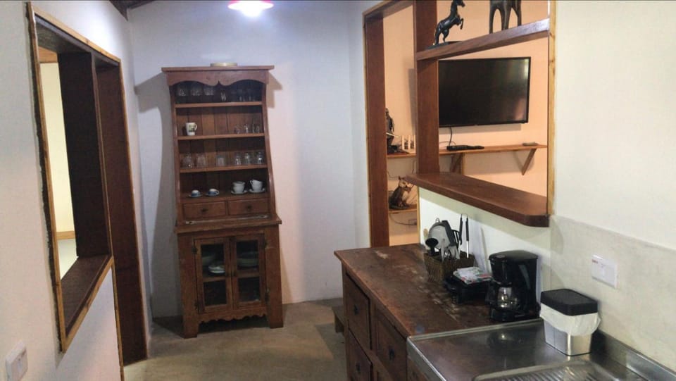 Chalé Encanto do Manacá Chalet in Sao Jose dos Campos