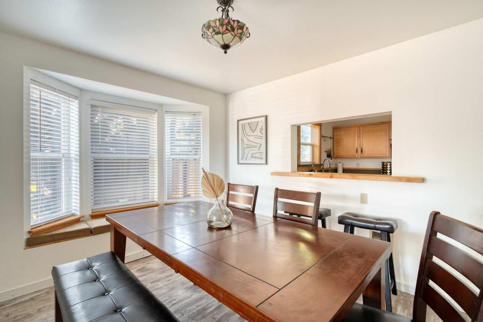 Alberta Arts Luxury Sleeps 4 Walk Score 99 House in Portland