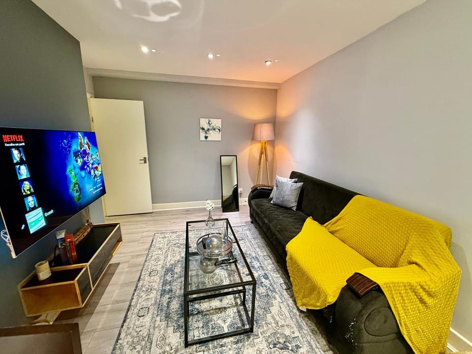 Cozy 2 Bed flat in Pimlico - walk to London Eye! Apartment in City of Westminster