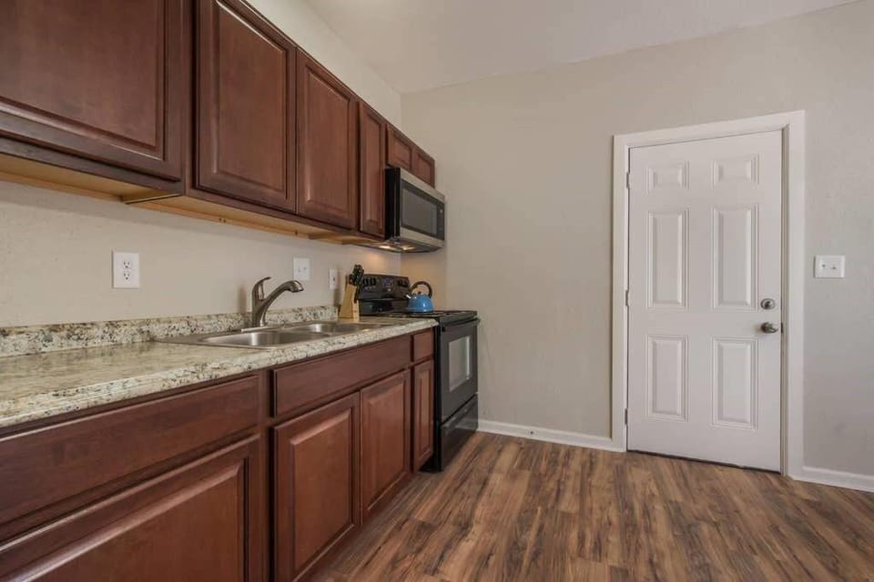 WL1, Free parking and Coffee , Smart Tv , Fast Wi-Fi Apartment in San Antonio