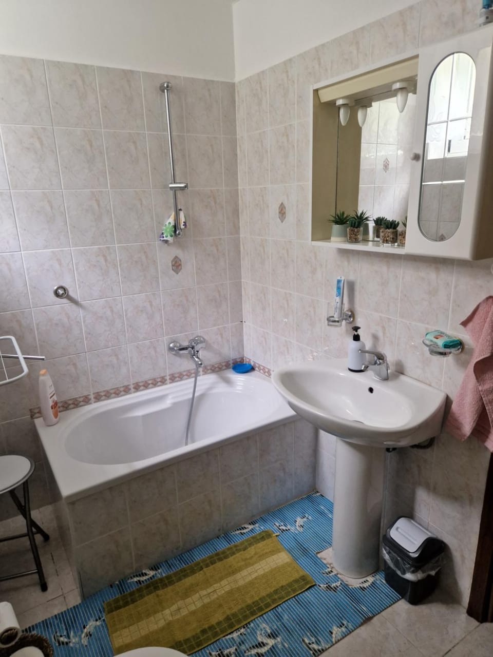 Bathroom, Bath