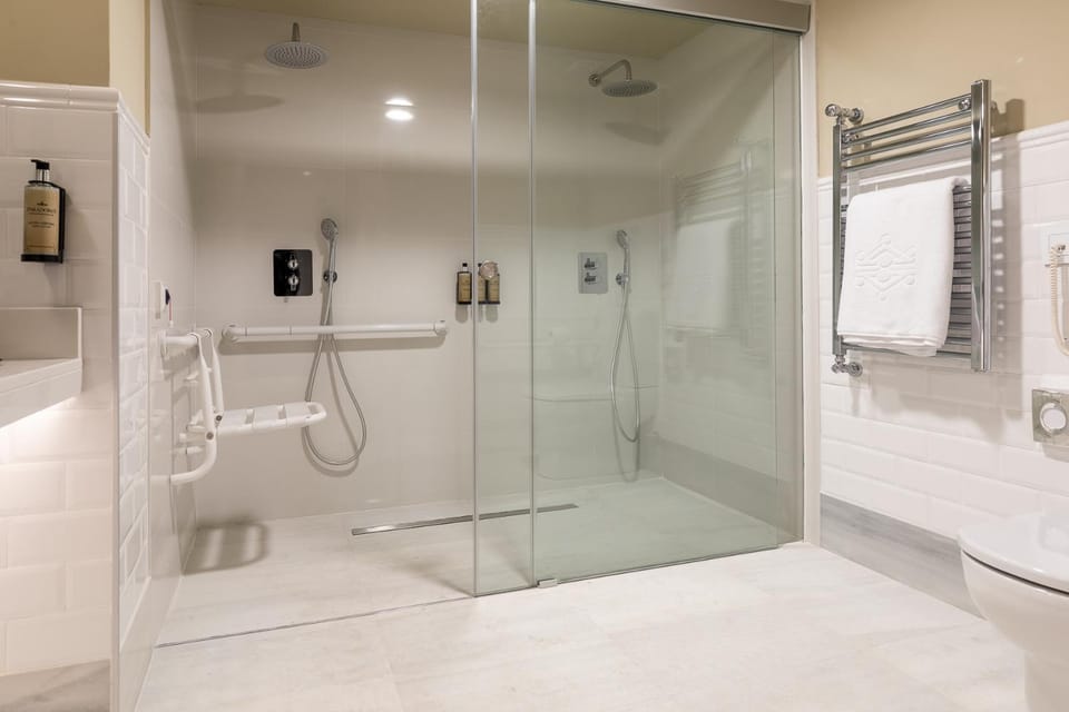 Bathroom, Bathroom