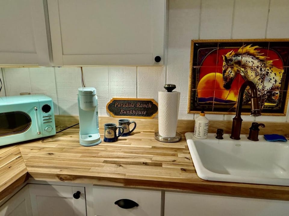 Horse Ranch Adventures - Paradise Ranch Bunkhouse House in North Fort Myers