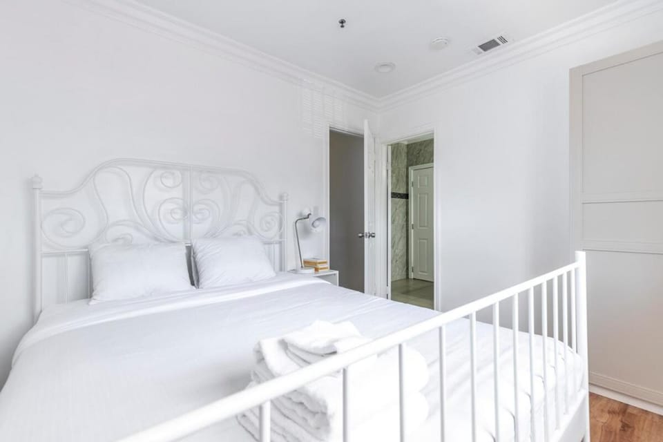 Ideal 4BR2BA Home for Family Vacations Apartment in Alhambra