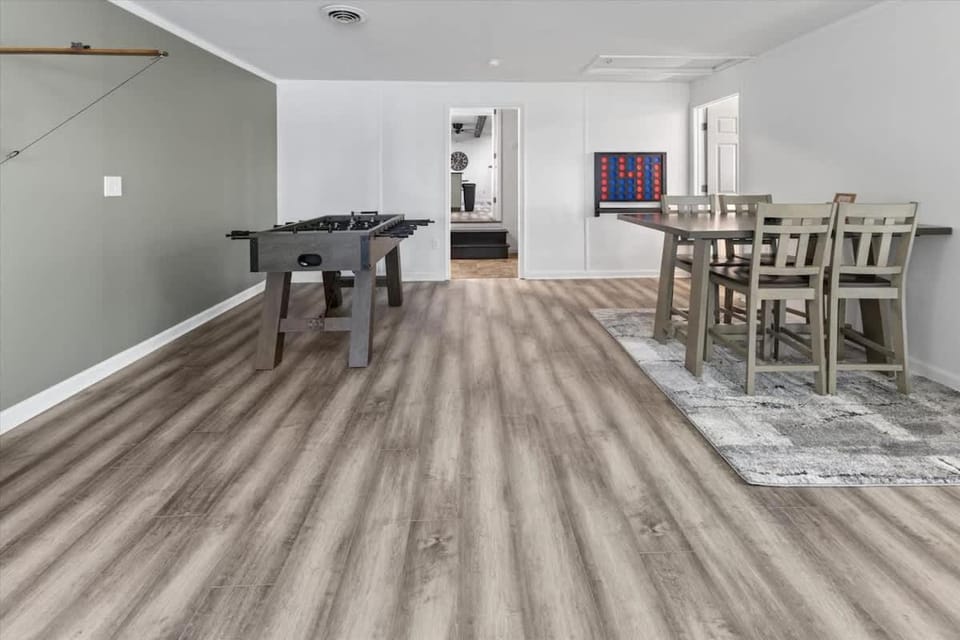 6BR Family Home by Grand Park House in Westfield