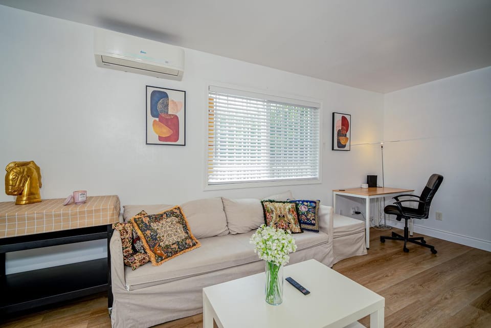 Cozy 2BR2BA Guest House in Alhambra Apartment in Alhambra