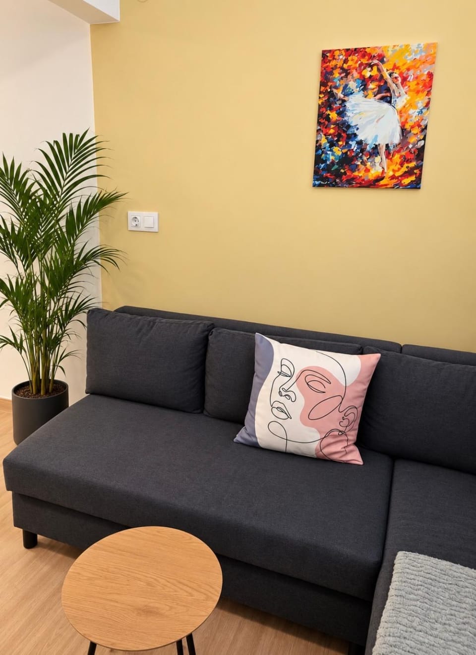 Metro Garden Apartment in Thessaloniki