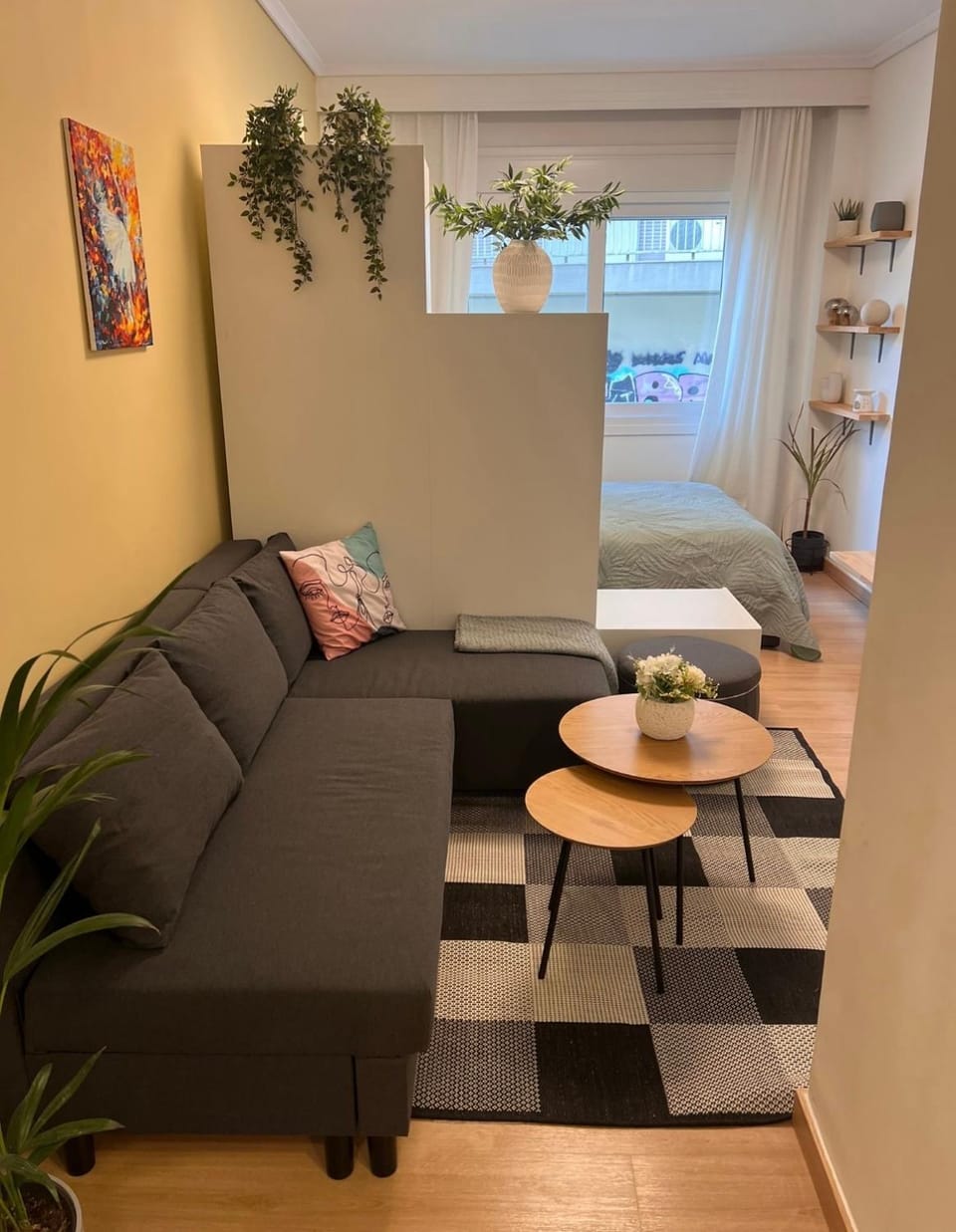 Metro Garden Apartment in Thessaloniki
