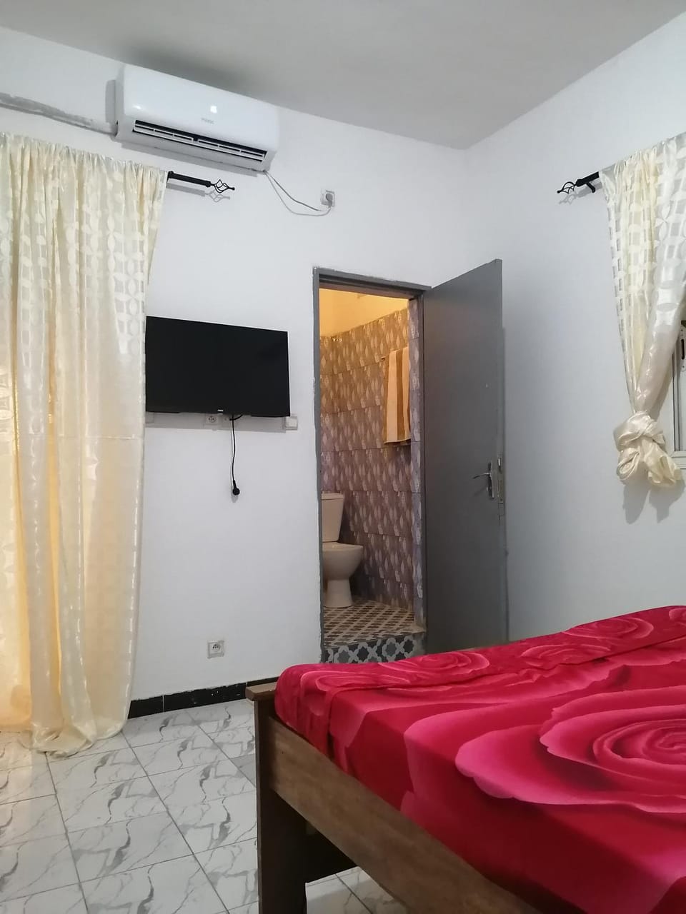 CHEZ Mamadou et Binetou Bed and Breakfast in Saly