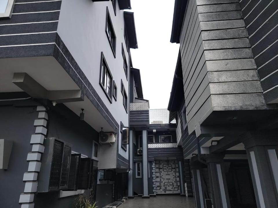 De Caesar's Hotel & Lounge Hotel in Lagos