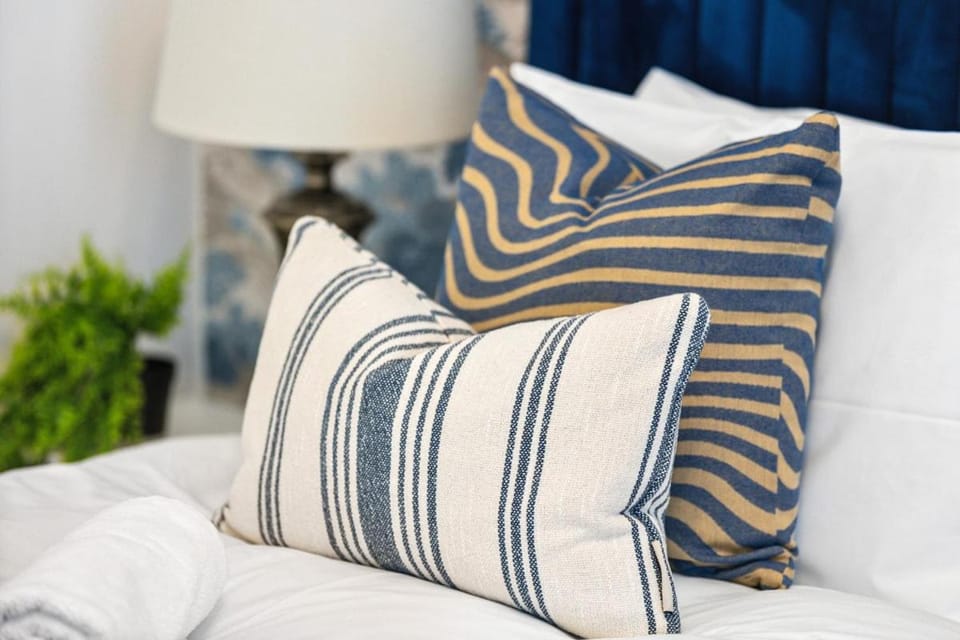 Stylish & Convenient Gem Pimlico Next London Eye Apartment in City of Westminster