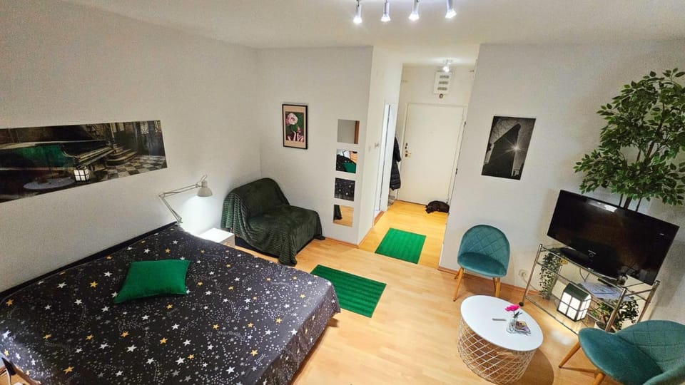 Green Residence-A Perfect Stay Next to Belgrade Waterfront Apartment in Belgrade
