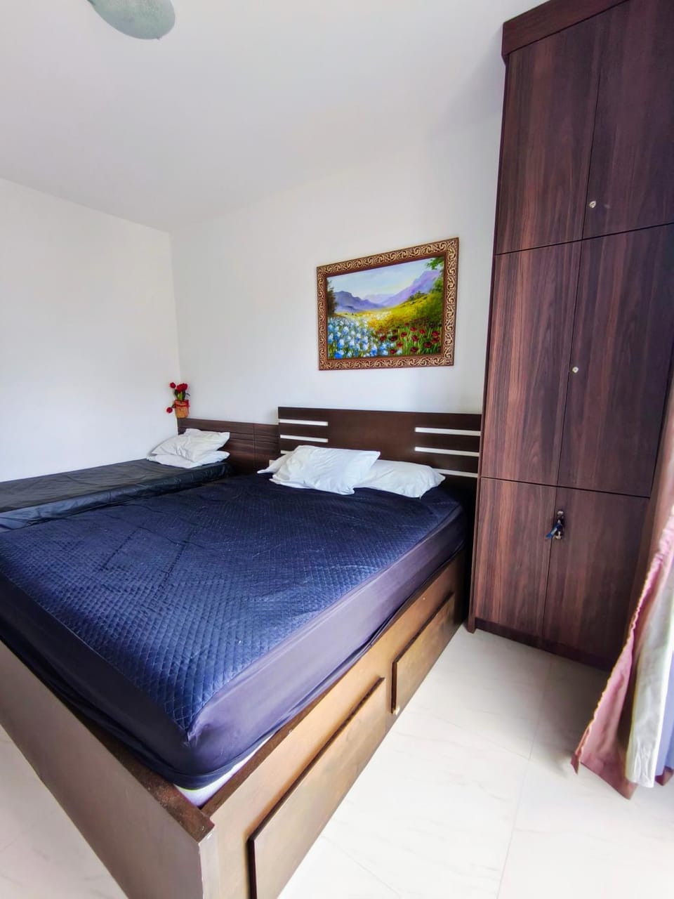 Bed, Photo of the whole room, Bedroom, wardrobe