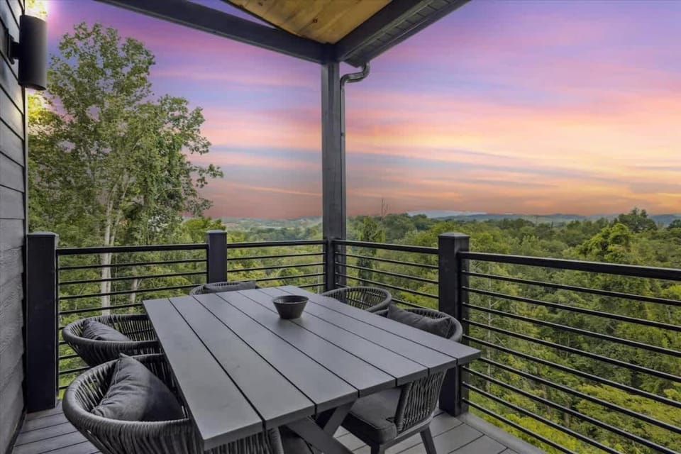 Horizons Ahead by Beyond Expectations w Pool House in Sevierville