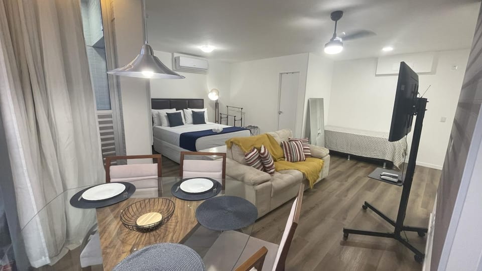 Living room, Bedroom
