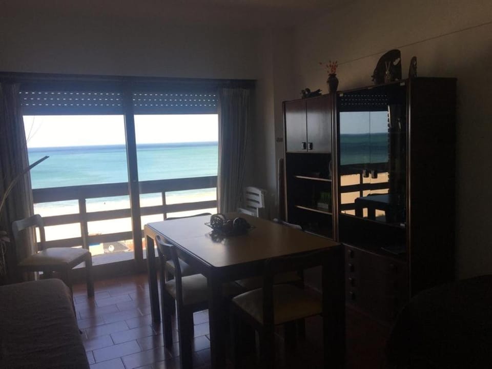 Departamento Frente al mar Miramar Apartment in Miramar