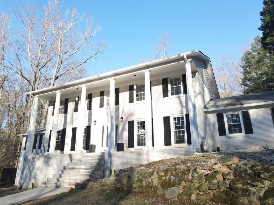 Southern Collective Sleeps8! Airport-Beltline House in Atlanta