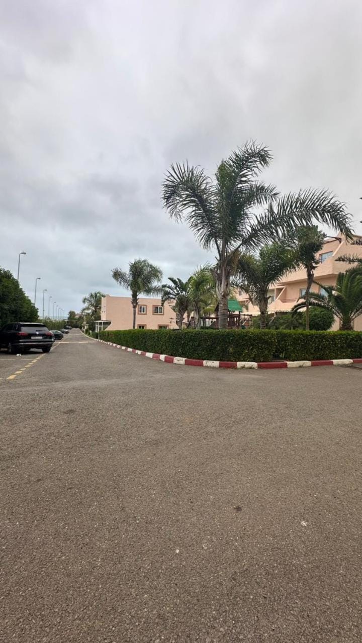 Rayan beach Residence avec picine a tamaris Villa in Casablanca-Settat