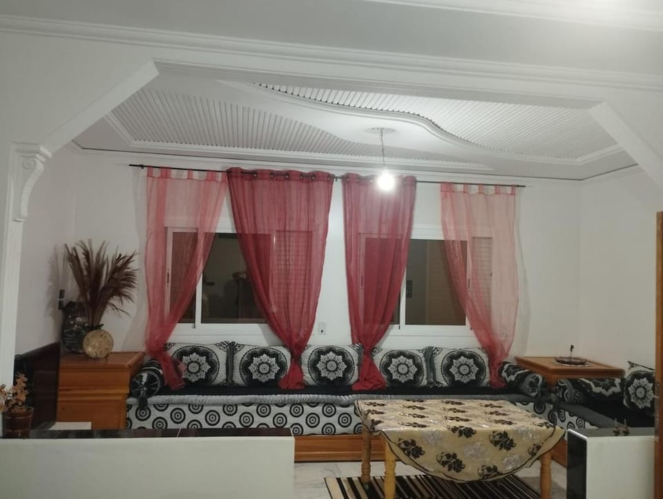 Super appartement quartier paisible proches toutes commodités Apartment in Fez-Meknès
