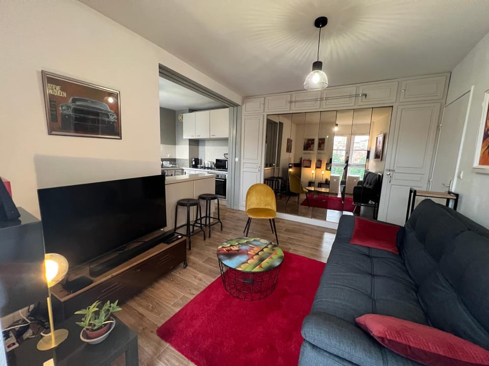 TV and multimedia, Living room